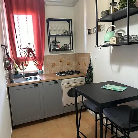 Sora, Vintage House *